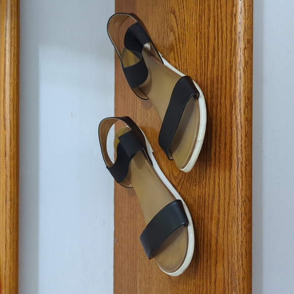 Rock& Candy sandals by Zigi size 7 - Picture 1 of 6